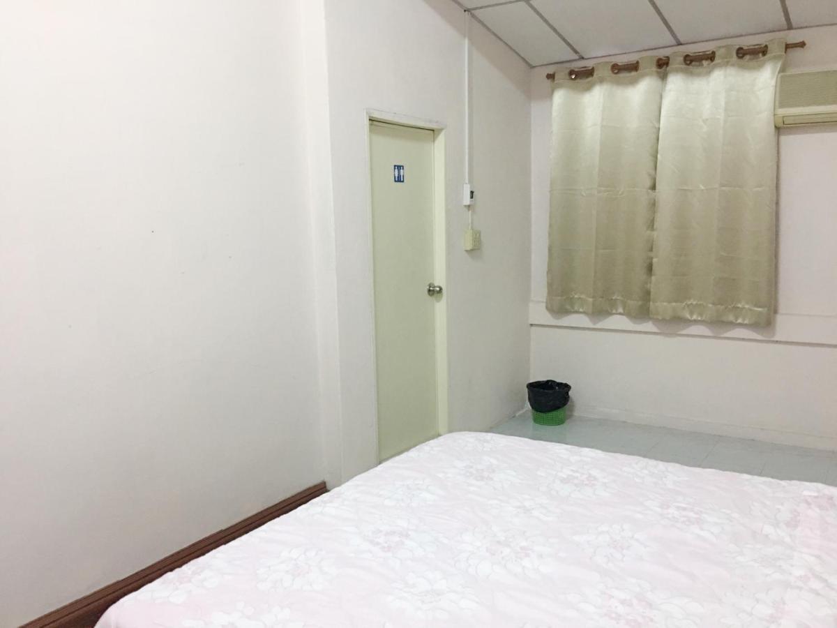 Jd Hostel Phranakhonszi Ajutthaja Kültér fotó